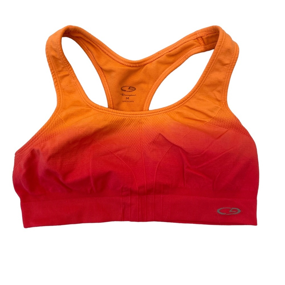 Champion ombré sports bra with textured and thick fabric